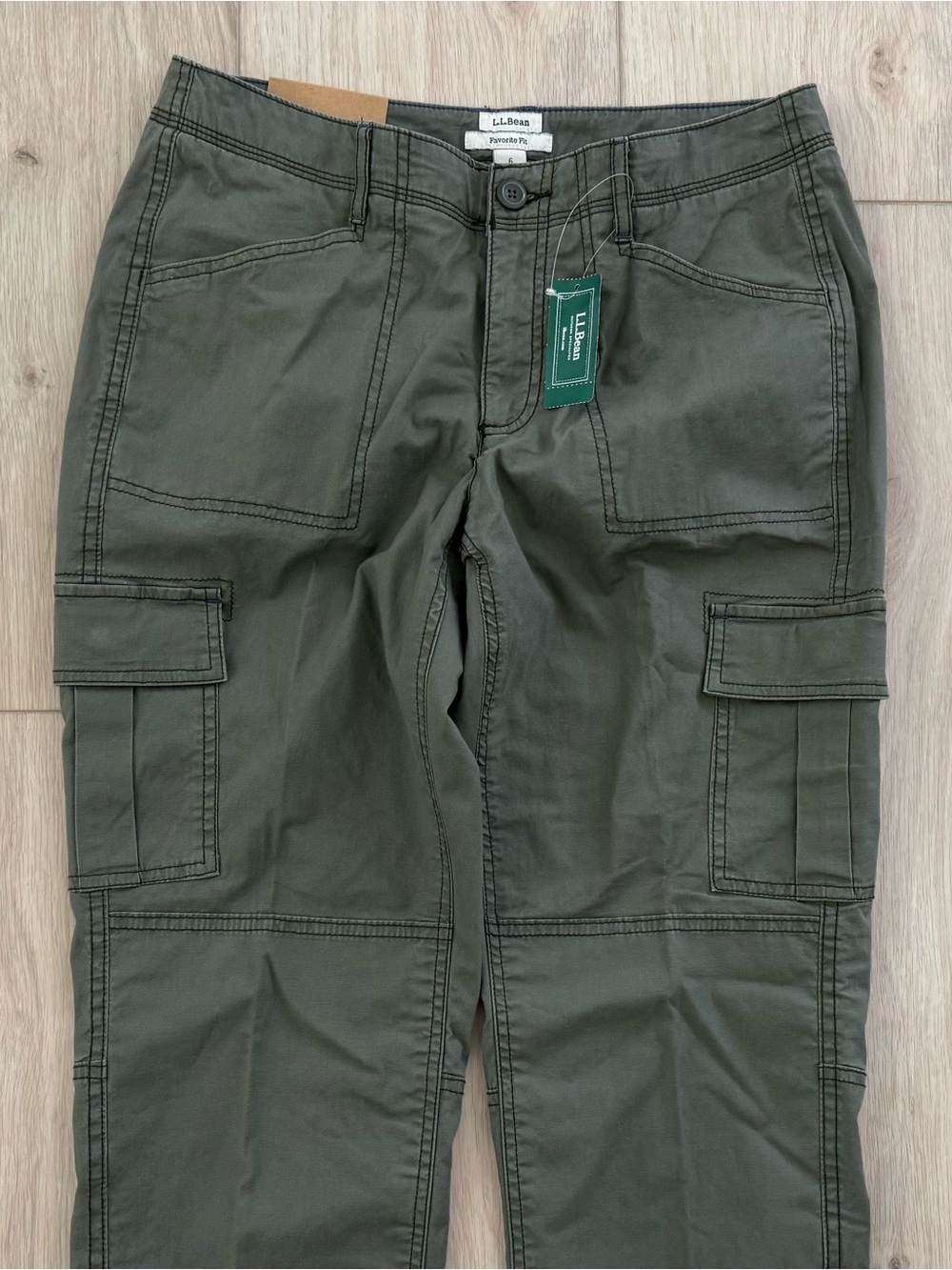 L.L.Bean Women’s stretch flannel lined cargo pants dusty olive green New 6 NWT! - Picture 5 of 16